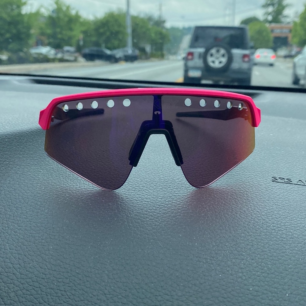 Oakley Sutro Lite sweep